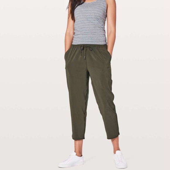 Lululemon Women’s Keep It Classic Lightweight Crop 23" in Dark Olive Green, 4 - Picture 1 of 13